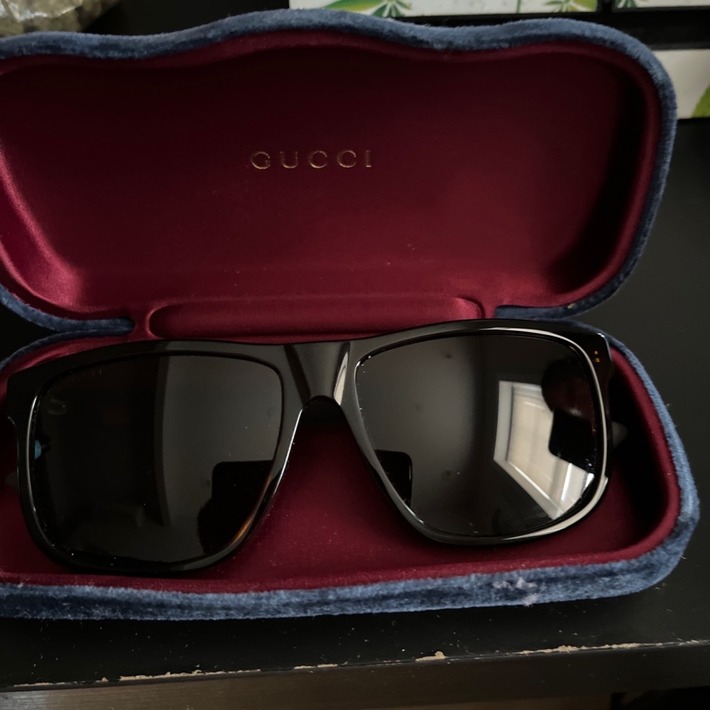 Gucci sunglasses brand new